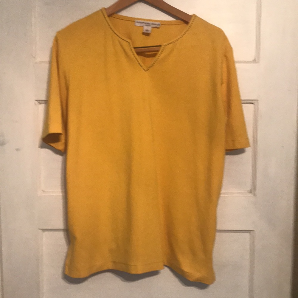 Josephine Chaus L Women’s Tee Decorative stitched